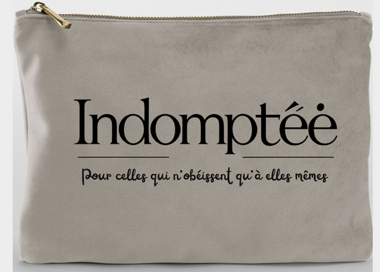 Grande Pochette en velours "Indomptée" Noir Indomptée